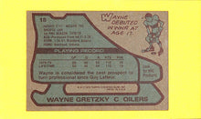 Load image into Gallery viewer, 1979 Topps Wayne Gretzky Rookie #18