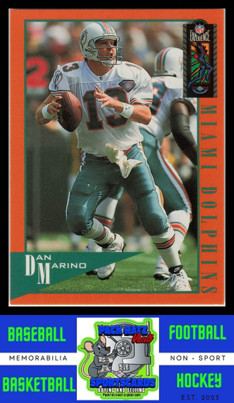 1995 Classic NFL Experience #52 Dan Marino Gold NM