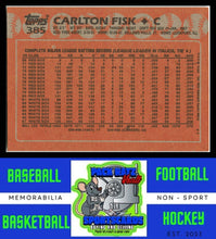 Load image into Gallery viewer, 1988 Topps #385 Carlton Fisk NM