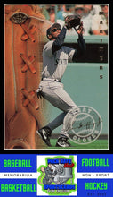 Load image into Gallery viewer, 1995 Donruss Leaf Great Gloves #6 Ken Griffey NM/M
