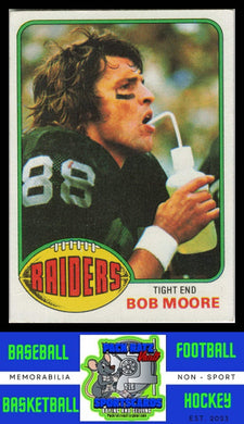 1975 Topps #528 Bob Moore VG+