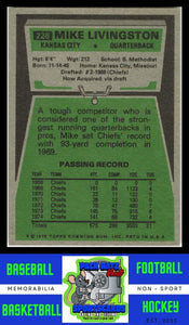 1975 Topps #228 Mike Livingston VG+