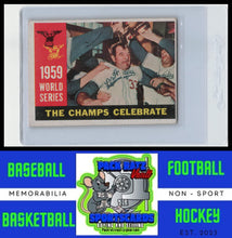 Load image into Gallery viewer, 1960 Topps #391a 1959 World Series The Champs Celebrate VAR, WS White back, 1959 WS, The Champs Celebrate VG+